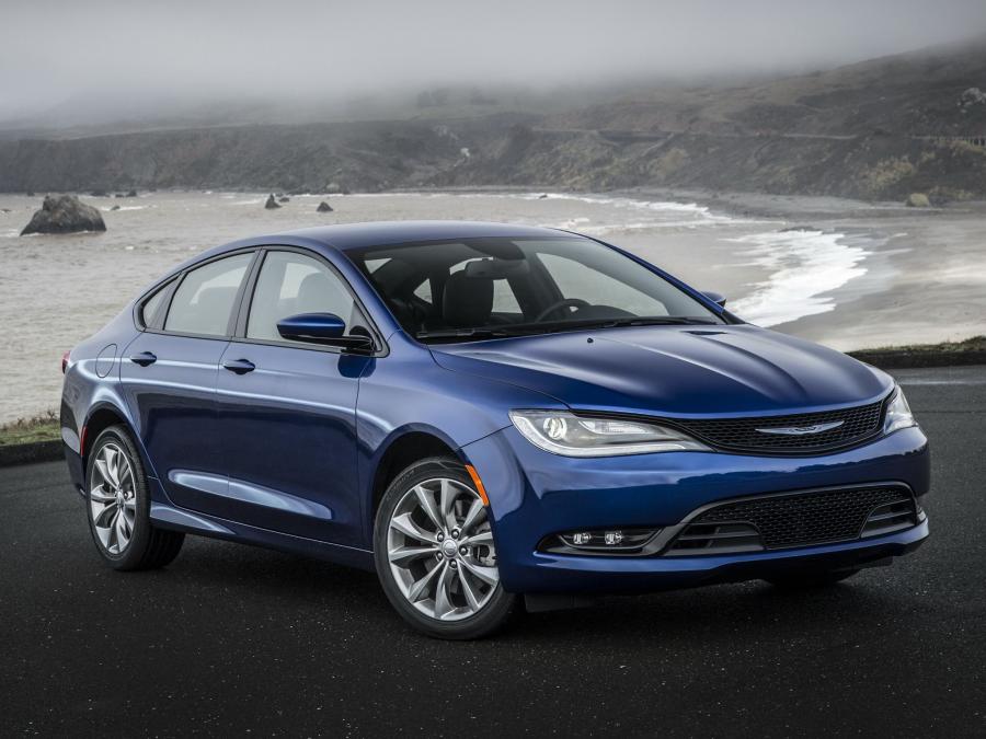  Chrysler 200 S 2014 года  (фото 17 из 69)